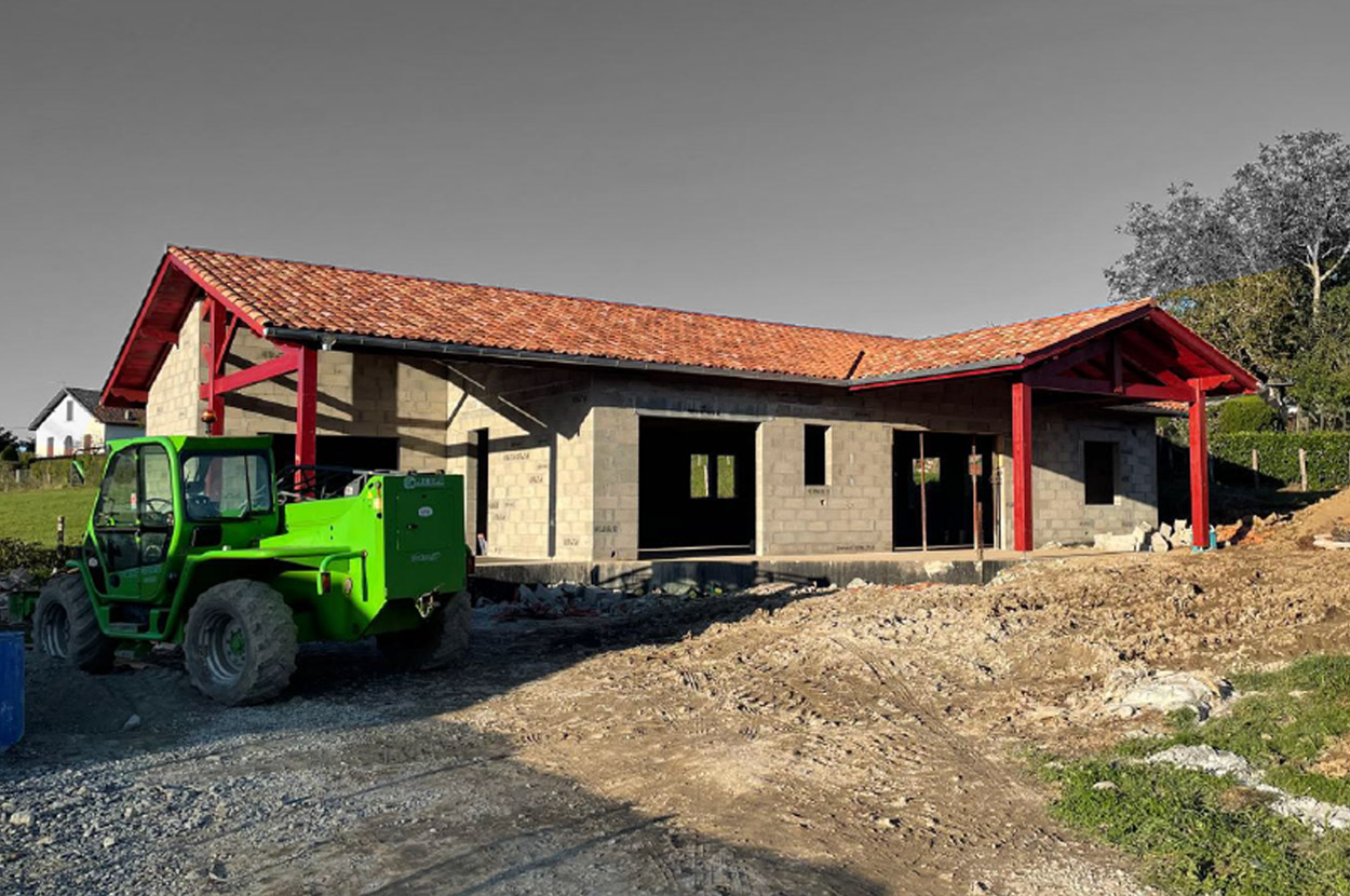 Chape liquide Pays Basque, Chape liquide Saint-Jean-Pied-de-Port, Chape liquide Uhart-Cize, Construction piscine Pays Basque, Construction piscine Saint-Jean-Pied-de-Port, Construction piscine Uhart-Cize, Maçonnerie Pays Basque, Maçonnerie Saint-Jean-Pied-de-Port, Maçonnerie Uhart-Cize, Neuf Pays Basque, Neuf Saint-Jean-Pied-de-Port, Neuf Uhart-Cize, Rénovation Pays Basque, Rénovation Saint-Jean-Pied-de-Port, Rénovation Uhart-Cize
